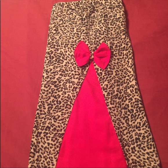 Available to preorder - Picture 2 of 2